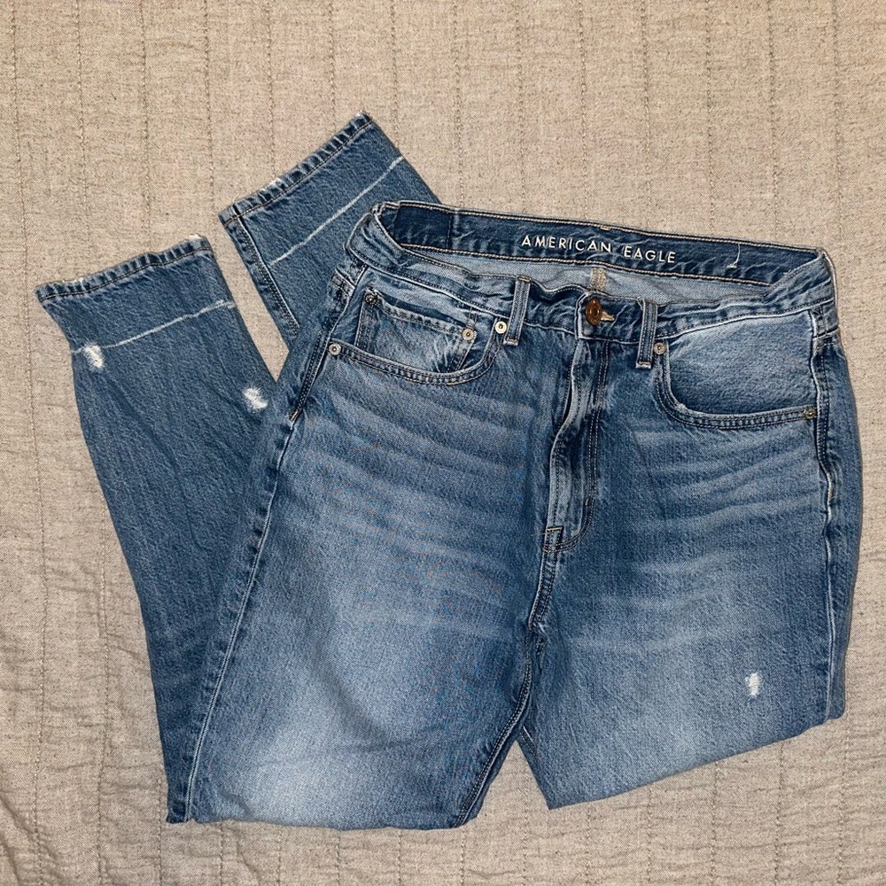 American Eagle 90’s Slim Boyfriend Jeans - Size 6